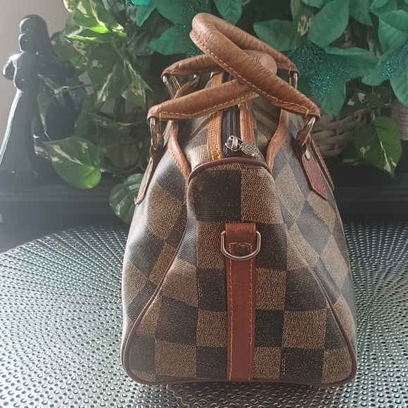 Fendi Pelican Vintage Boston Bag. - Picture 2 of 11